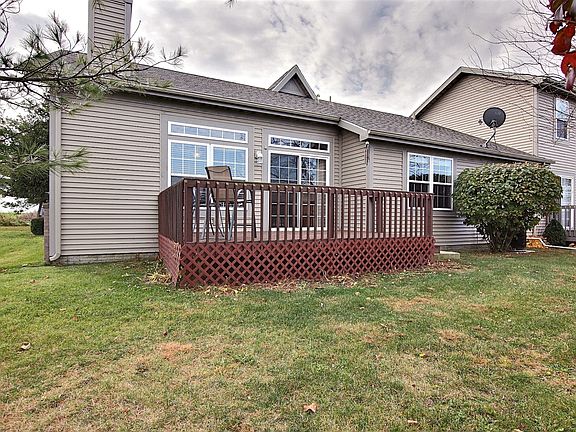 3rd image of 6378 Wisteria Avenue