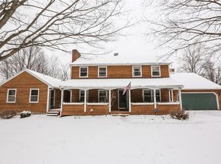 954 Quaker Rd, Scottsville, NY 14546