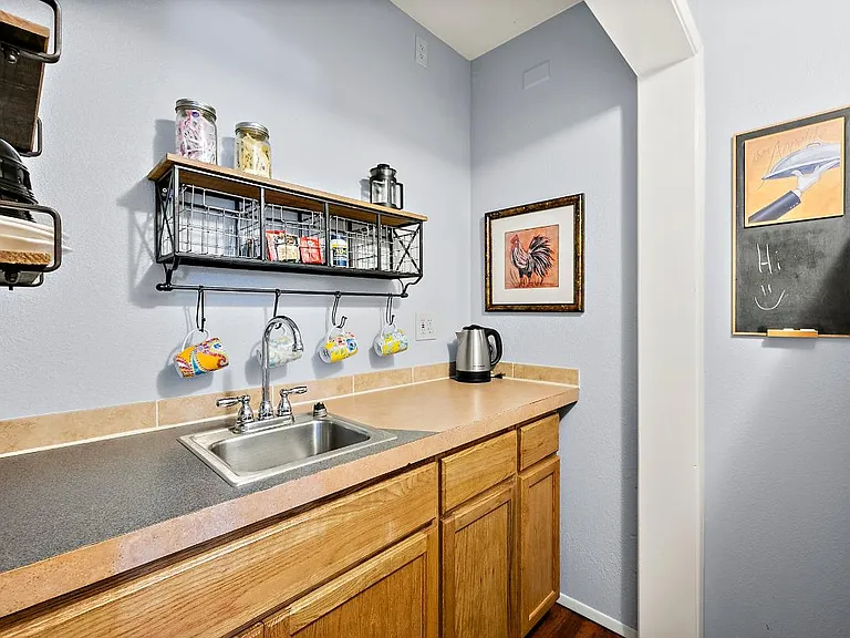 16920 Flume Rd SE #ADU — Photo 4