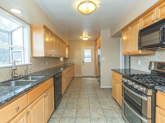 4th image of 8137 Gonzaga Ave