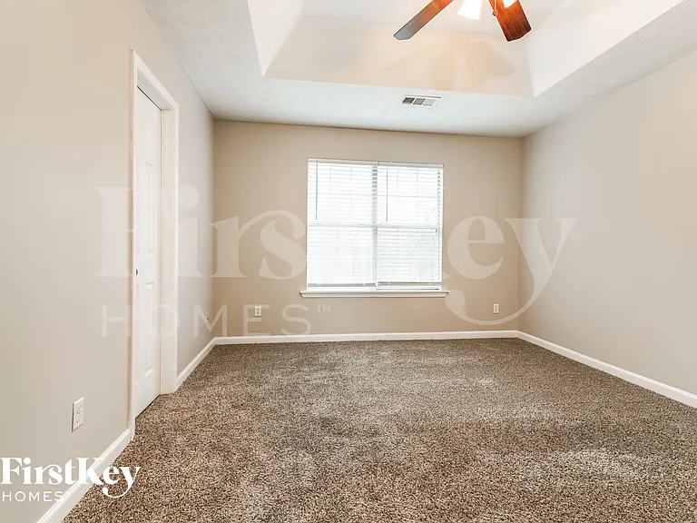 204 Whistleville Ct — Photo 8