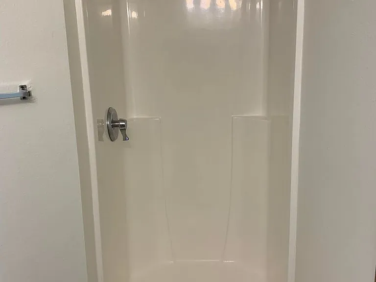 Dakota E & W Apartments — Photo 91