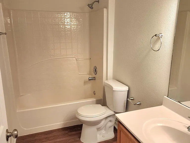7147 High Bluff Rd — Photo 16