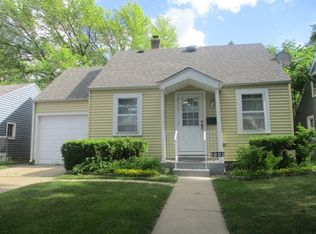1921 Marshall Pkwy, Waukegan, IL 60085