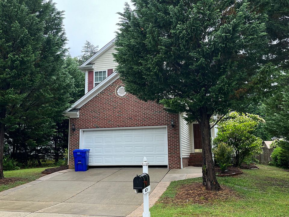 1st image of 106 Christine Ct