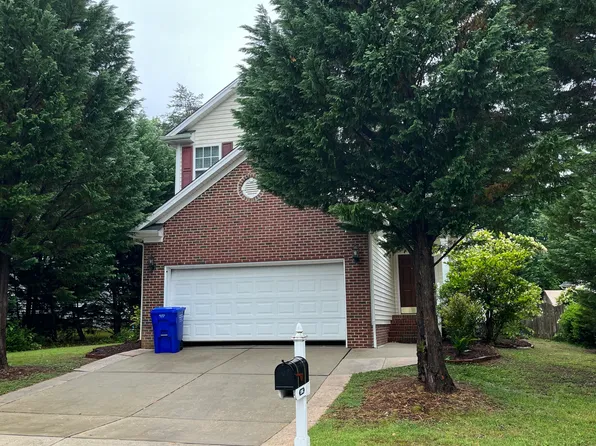 106 Christine Ct, Chapel Hill, NC 27516
