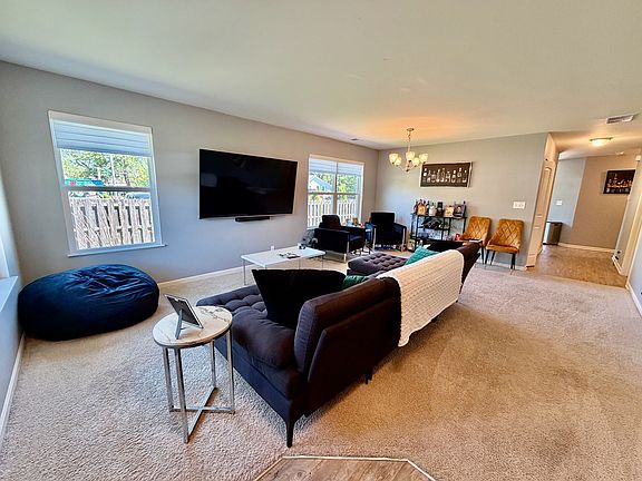 4th image of 133 Norfolk Ln