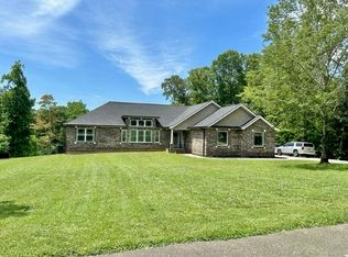 505 Wondering Woods Dr, Somerset, KY 42503