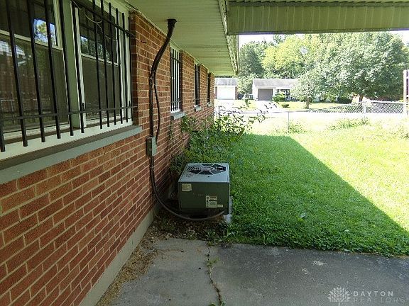 5th image of 2307 Westport Dr