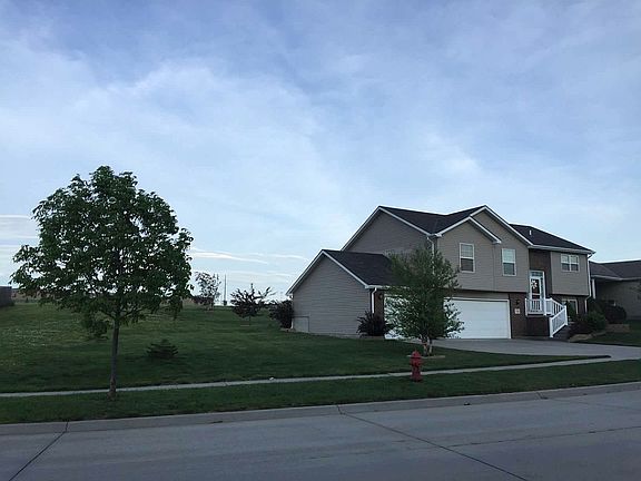 3rd image of 7310 Helen Witt Dr