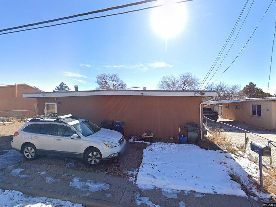 1st image of 812 Columbia St #B