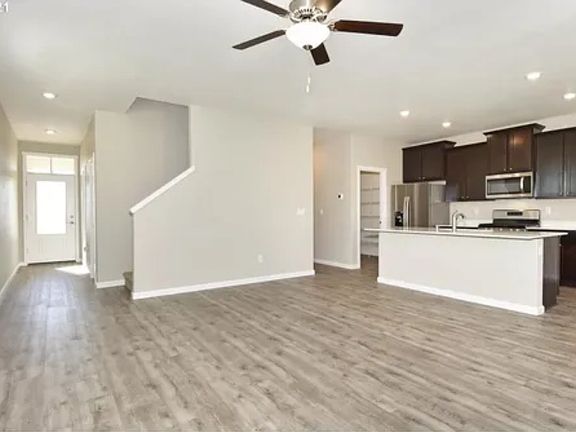 2nd image of 15408 NE 72nd Way