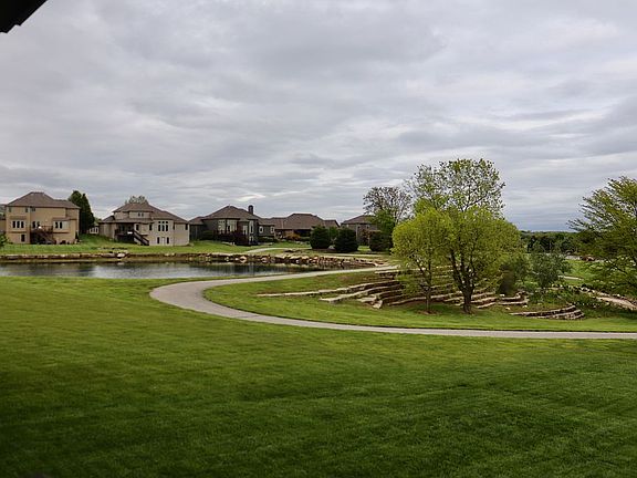 2nd image of 12985 N Foxglove Ct