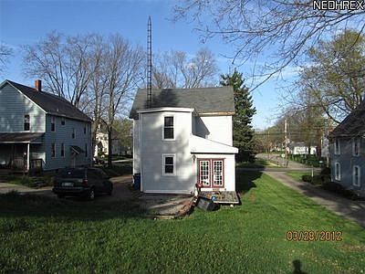 5th image of 807 N Market St