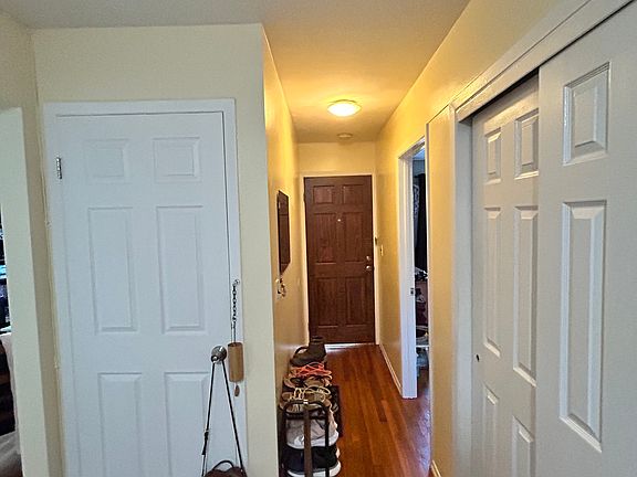 3rd image of 1 Oak Ave APT 1
