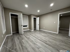 17 Sherman Ave, Meriden, CT