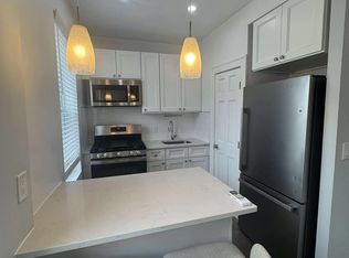 25-35 14th Pl #2F, Astoria, NY 11102