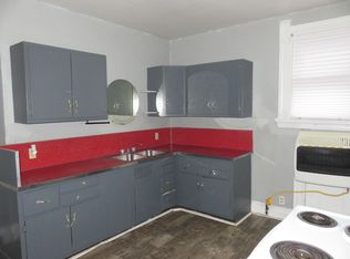 431 W Howard St APT 4, Muncie, IN 47305