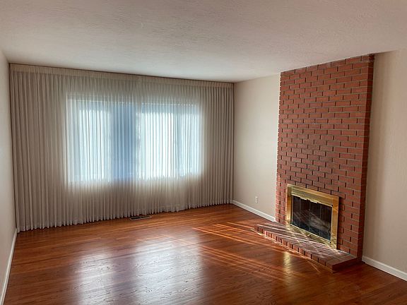2nd image of 5647 Tonopah Dr