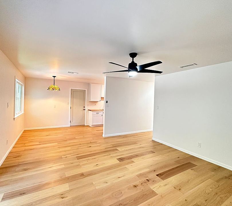 1st image of 1513 Drexel Dr
