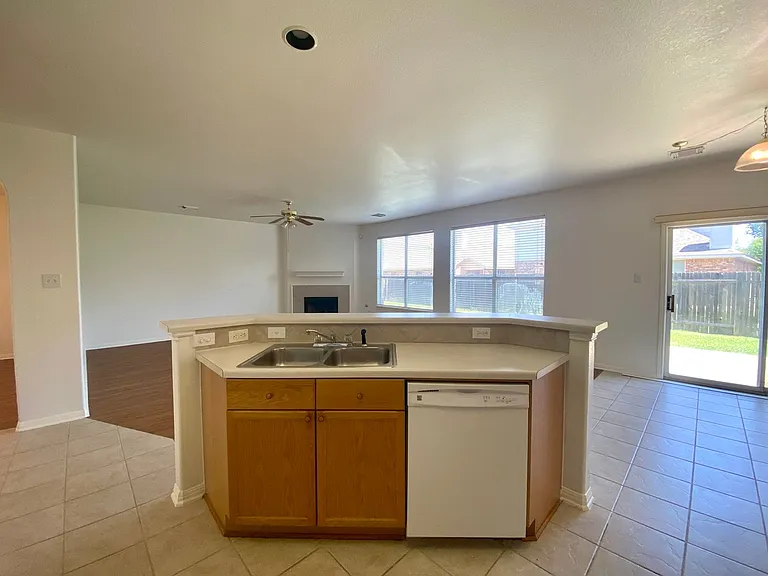 13533 Oregon Flats Trl — Photo 17