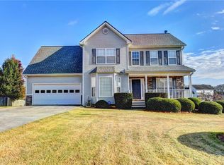 1728 Wyntercreek Ln, Hoschton, GA 30548
