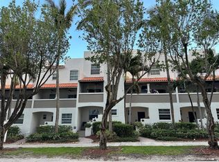 3225 NE 5th Ct, Pompano Beach, FL 33062