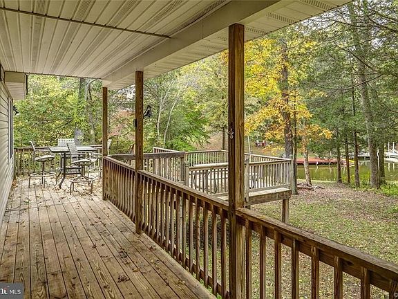 3rd image of 6208 Connie Ln