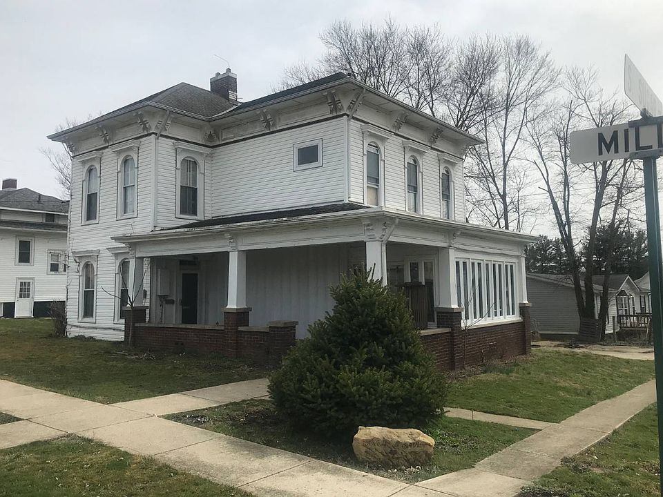 1st image of 108 W Mill St