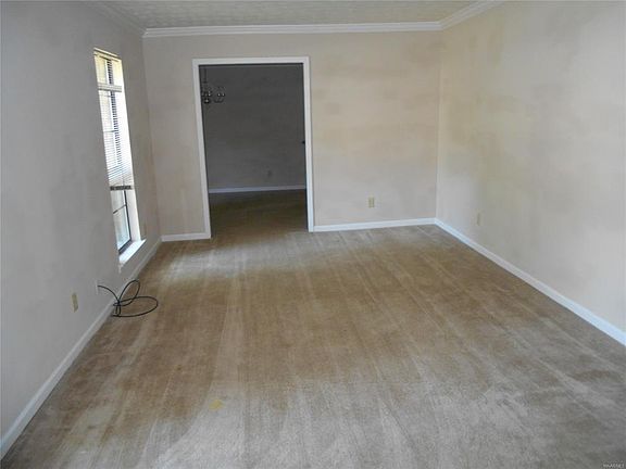 3rd image of 535 Seminole Dr