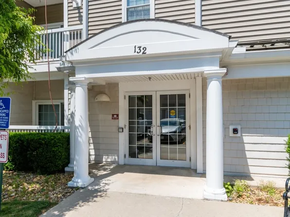132 Clocktower Dr Unit 4102, Waltham, MA 02452