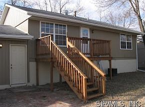 1st image of 702 W Nixon Dr