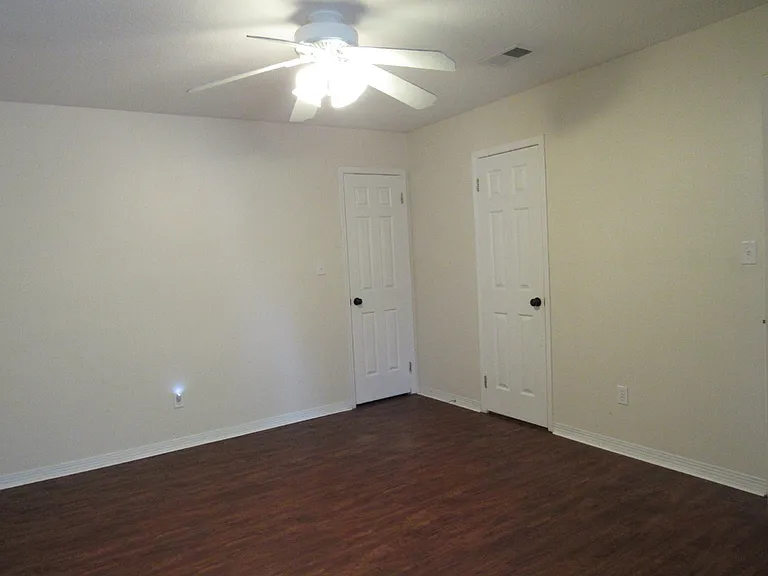 3528 Parkwood Ave — Photo 15