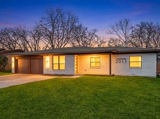 2011 E Park Row Dr, Arlington, TX 76010