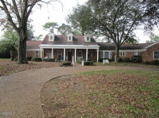 11051 Shorecrest Rd, Biloxi, MS 39532