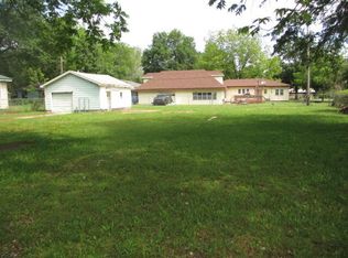 411 E Bj Tunnell Blvd, Miami, OK 74354