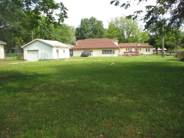 411 E Bj Tunnell Blvd, Miami, OK 74354