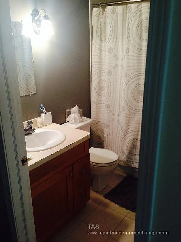 2 bed, 1100 sqft, $2,775 — Photo 2