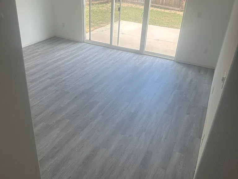 431 Pioneer Ln — Photo 5