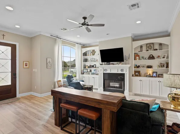 3263 Fairwood Ln, Lake Charles, LA 70607