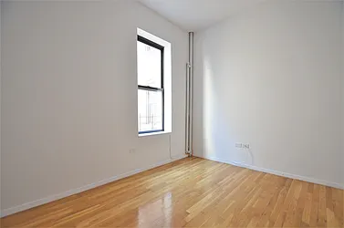 Rented by CITY SKYLINE REALTY INC