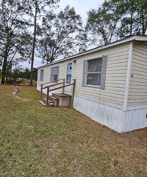 2829 SE Tibet Hwy #10 — Photo 1