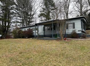 86 Outer Park Dr, Hendersonville, NC 28792