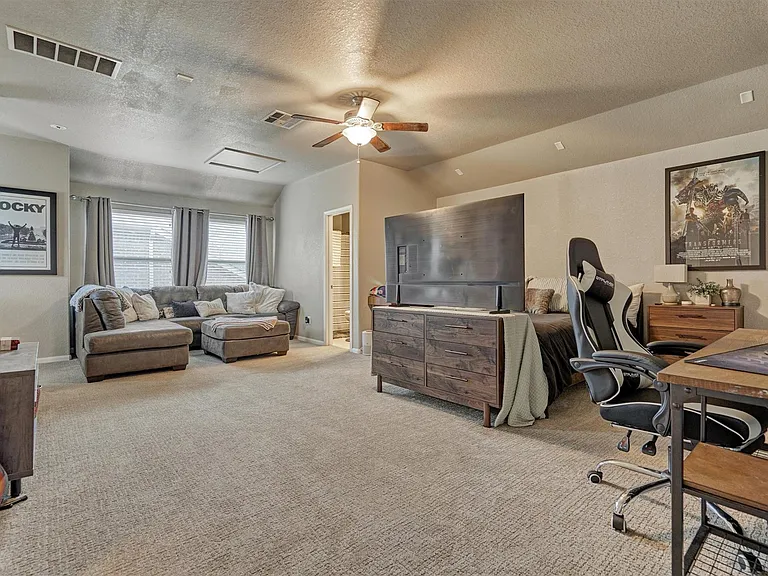 204 Forest Peak Way — Photo 29