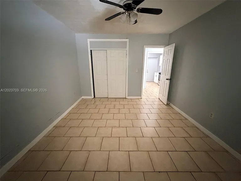 1233 Marseille Dr #5 — Photo 9