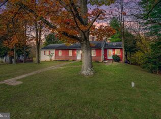 885 Rising Sun Rd, Telford, PA 18969