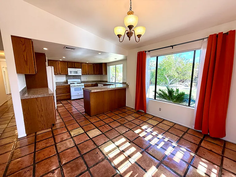 3050 E San Juan Rd — Photo 7