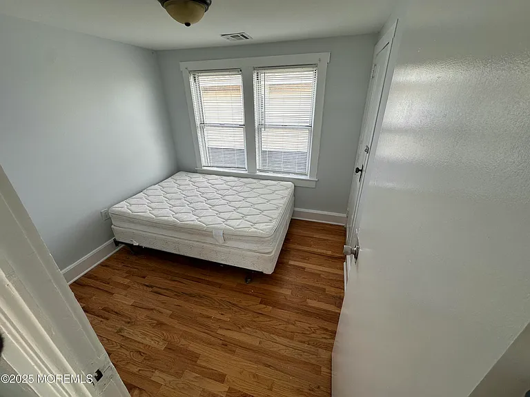 203 16th Ave — Photo 9