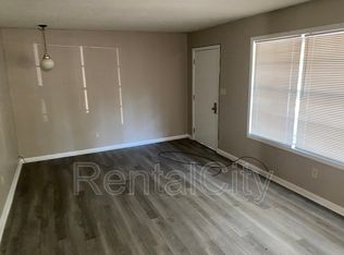 605 Lake Rd APT 11, Dyersburg, TN 38024