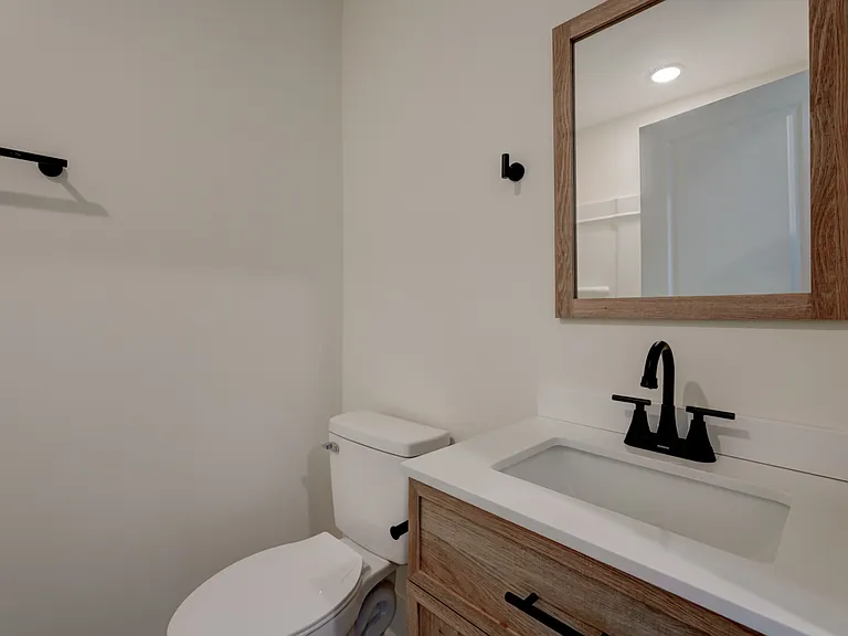 209 S Woodrow St — Photo 19